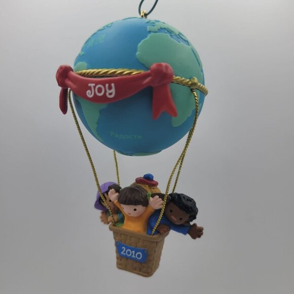 Hallmark Unicef 2010 Joy Keepsake Hot Air Balloon Ornament World Kids Globe Help - Picture 6 of 6